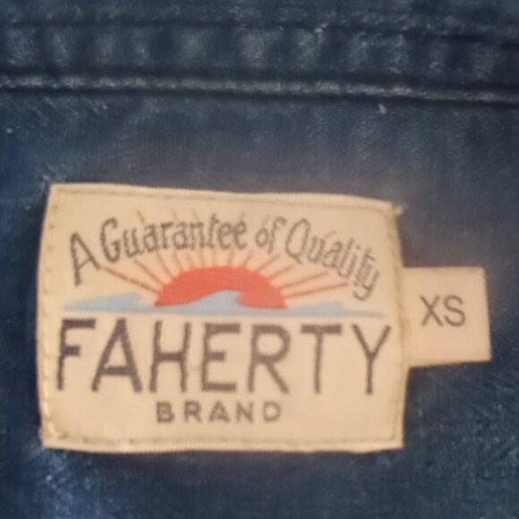 Faherty indigo denim Long Sleeve Button Up Cotton shirt size XS - Picture 6 of 6